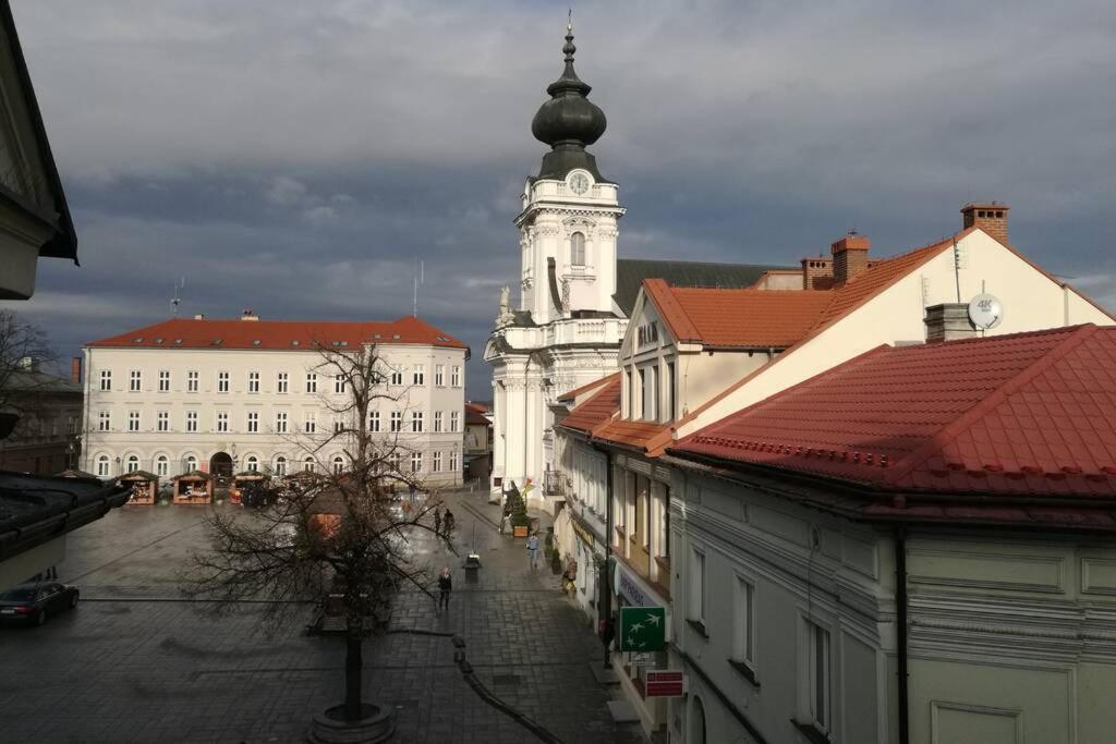 Apartament Barbara - Przy Rynku Wadowice Exterior foto